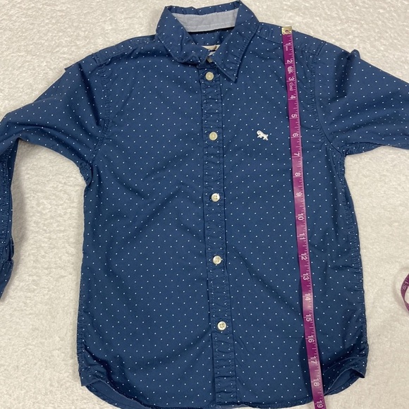 H&M label of graded goods L.O.G.G. 5/6 button down blue white dots - Picture 9 of 9